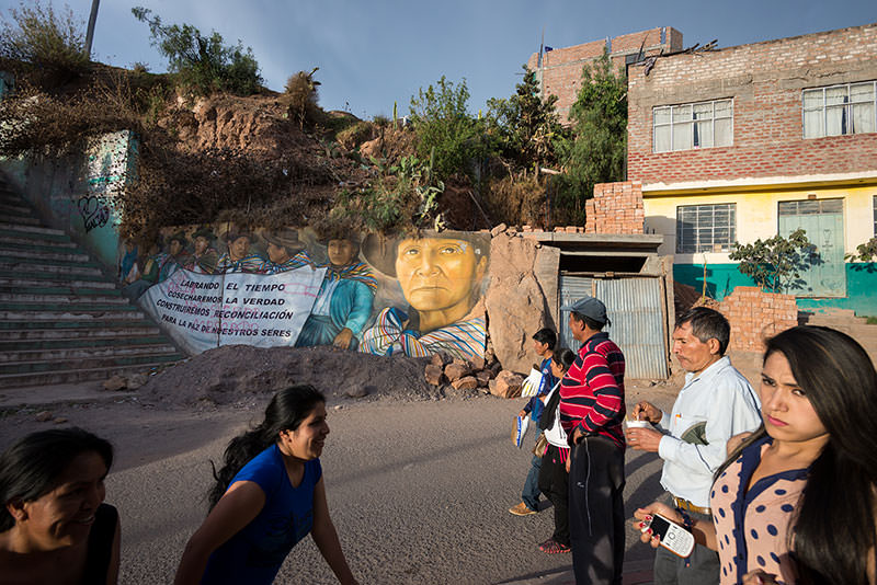 A mural in Huanta promises truth and reconciliation. It’s positioned near the city soccer stadium, where the military detained and tortured suspected terrorists.