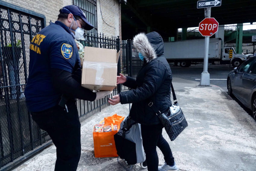 Pastor Francisco Fernandez, who also works as a chaplain for the New York City Police Department, distributes World Vision Family Emergency Kits through his church.