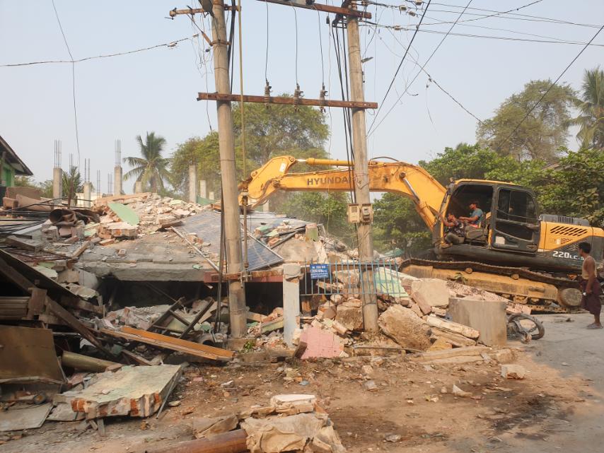 Staff Tada U office On March 28, 2025, a massive 7.7 magnitude earthquake hit central Myanmar near Mandalay, leaving behind widespread devastation and collapsed buildings, as seen in this image. (© 2025 World Vision)