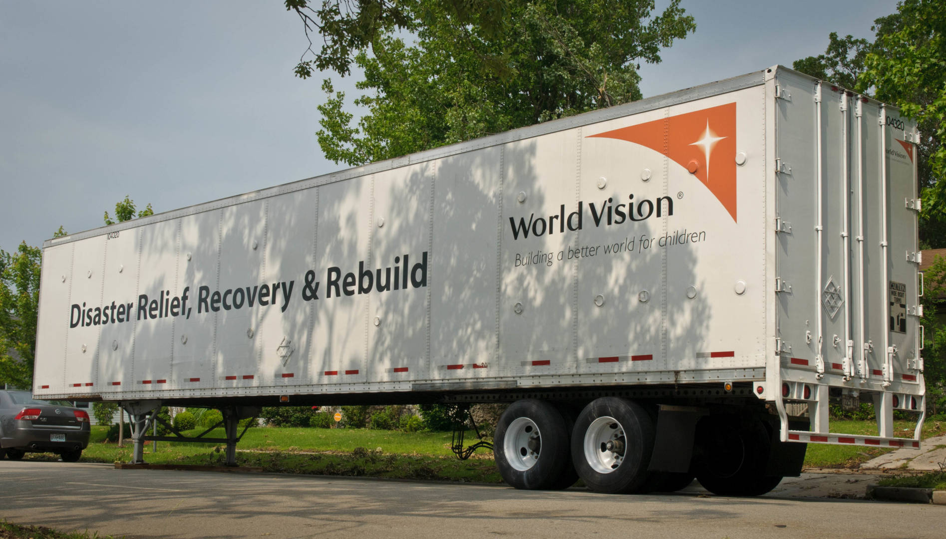World Vision to Send Relief Supplies for Rebuilding after Texas 
